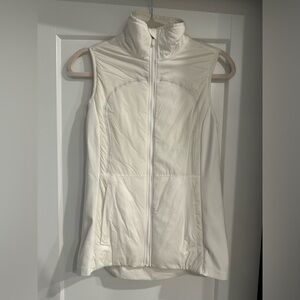 Lululemon vest, size 6